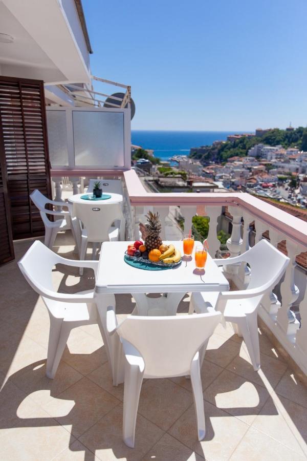 Castello Apartments Улцин Екстериор снимка