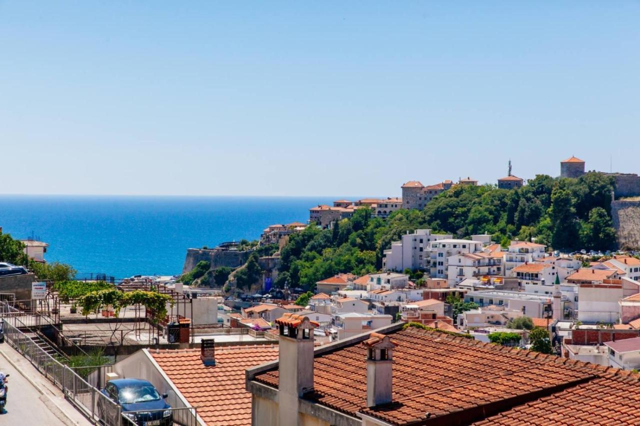 Castello Apartments Улцин Екстериор снимка