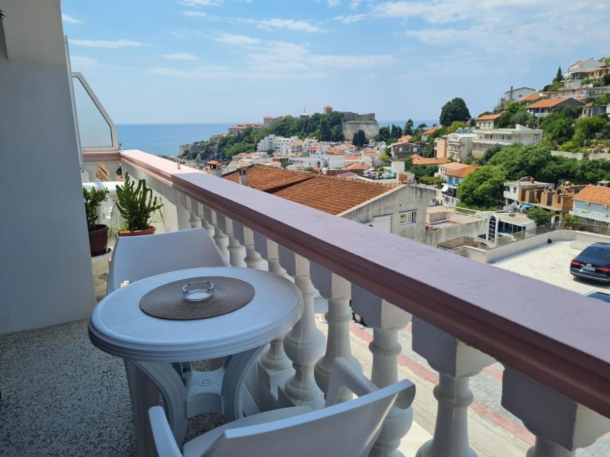 Castello Apartments Улцин Екстериор снимка